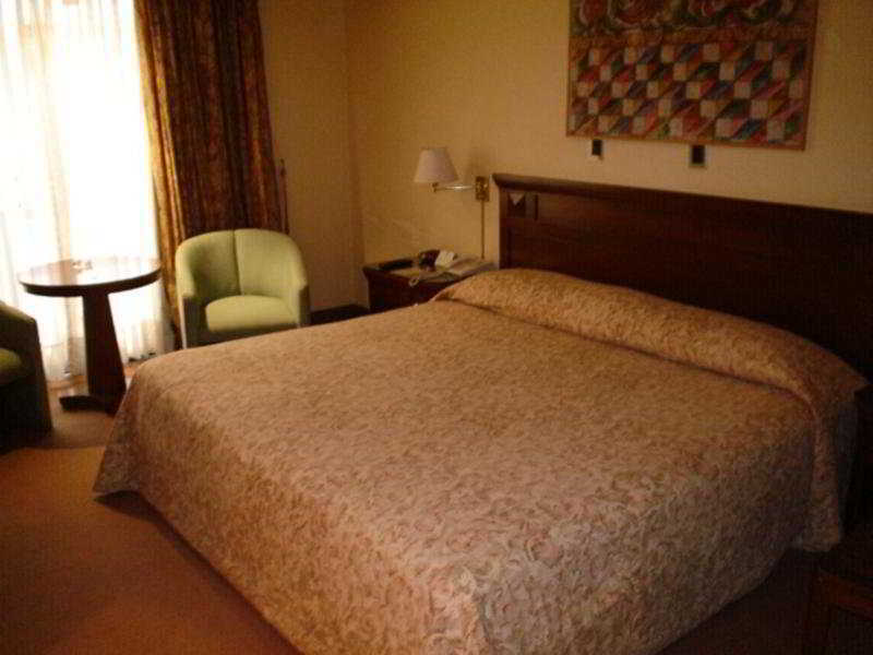 Hotel Maria Angola Лима Екстериор снимка