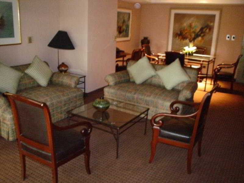 Hotel Maria Angola Лима Екстериор снимка