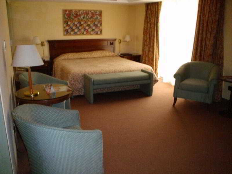 Hotel Maria Angola Лима Екстериор снимка