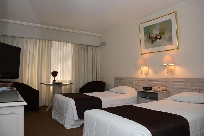 Hotel Maria Angola Лима Екстериор снимка